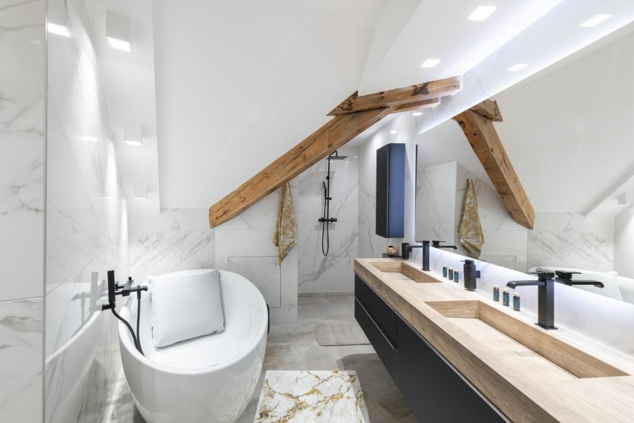 ג'רארדמר Mairnaige, Luxueux Appartement Avec Sauna מראה חיצוני תמונה